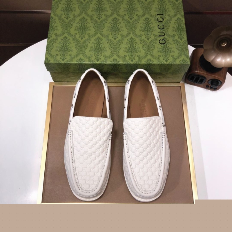 G*u*i leather shoes